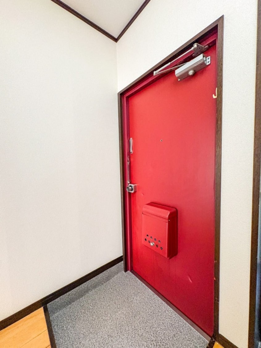 玄関 メルシ－ビル