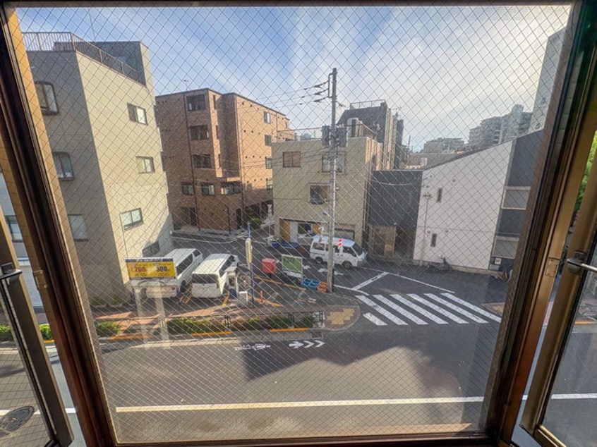 室内からの展望 メルシ－ビル