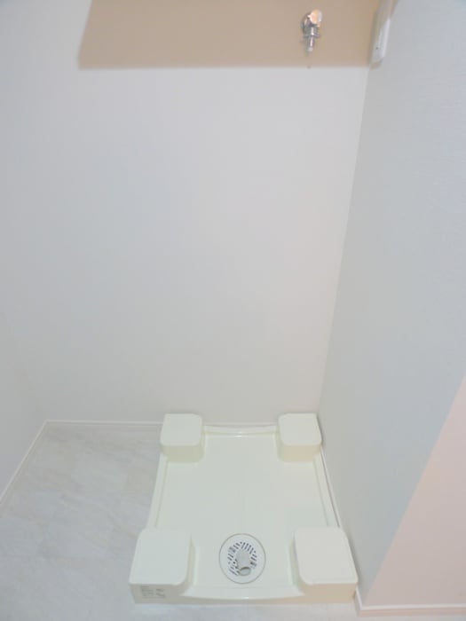 洗濯機置場 アルファコート北綾瀬２