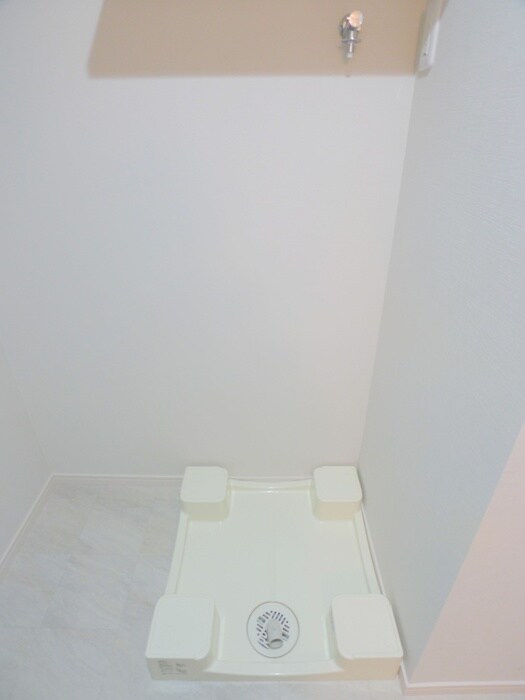 洗濯機置場 アルファコート北綾瀬２