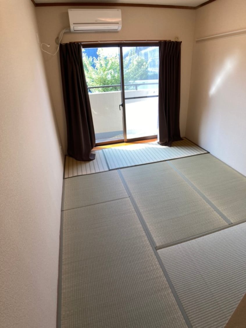 居室 岩井マンション