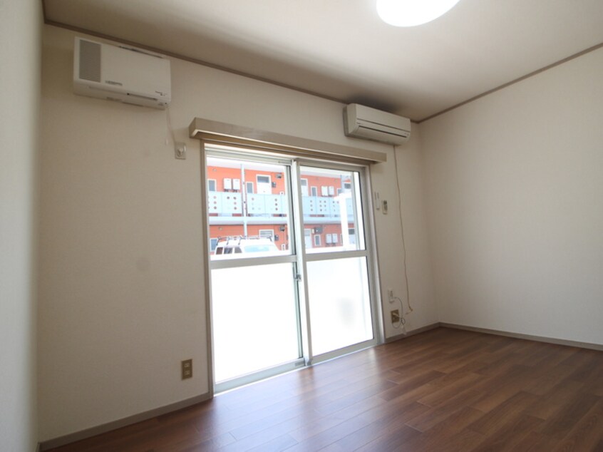 居室 ハイツユニバースＢ