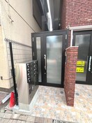 エントランス部分 リベラ上平間