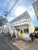 大岡山ハウジングの外観
