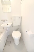 トイレ サンモ－ル駒沢