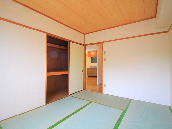 収納 三高サンプラザ