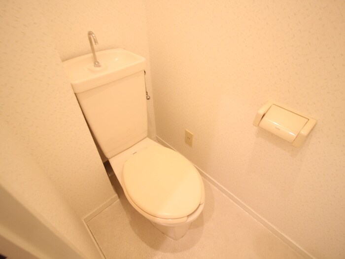 トイレ 三高サンプラザ