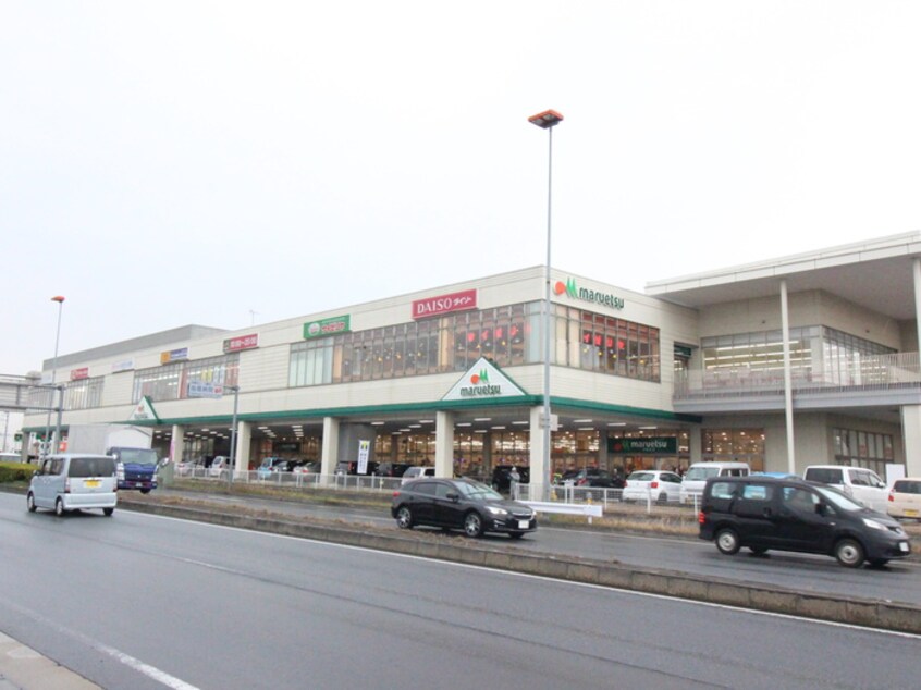 マルエツ(スーパー)まで450m ｽｳｪﾃﾞｨｯｼｭﾒｿﾞﾝ ｲﾝﾉﾊﾞ-ﾚ