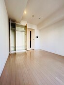 居室 ドゥーエ新富町