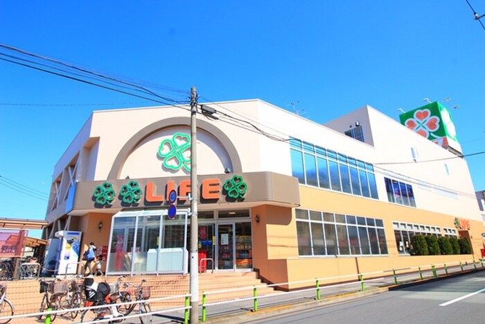 ライフ赤塚店(スーパー)まで391m 田中荘