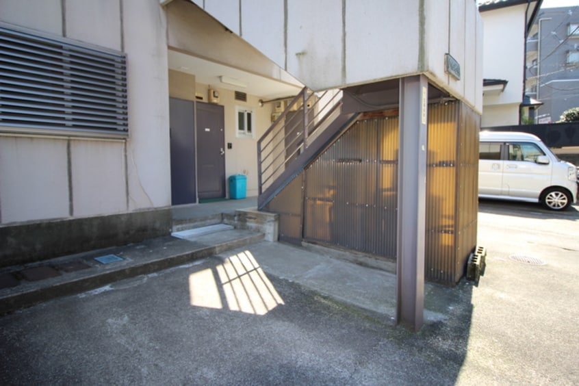 エントランス部分 ハイム関口