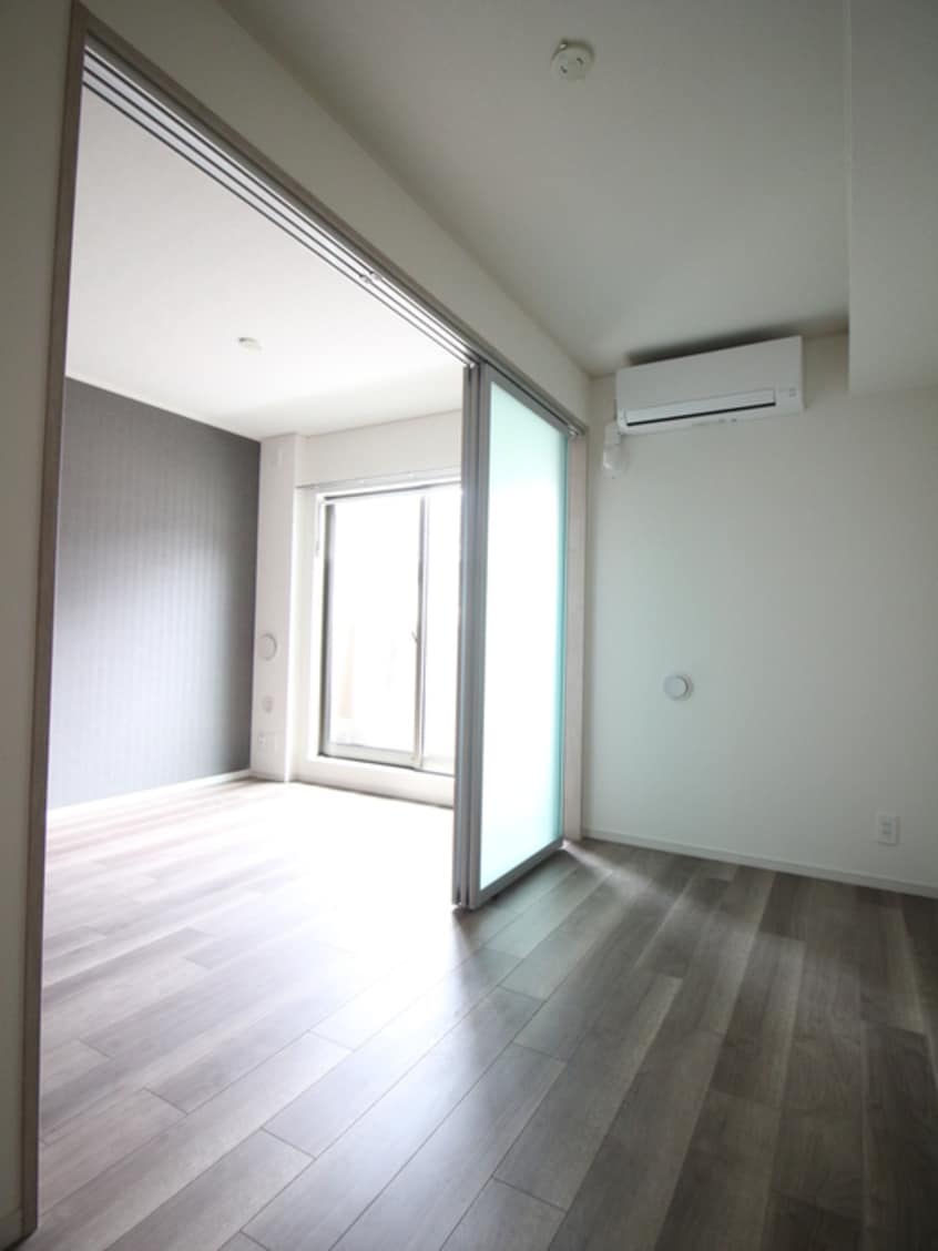 居室 ＳＵＮＬＩＧＨＴ瀬谷