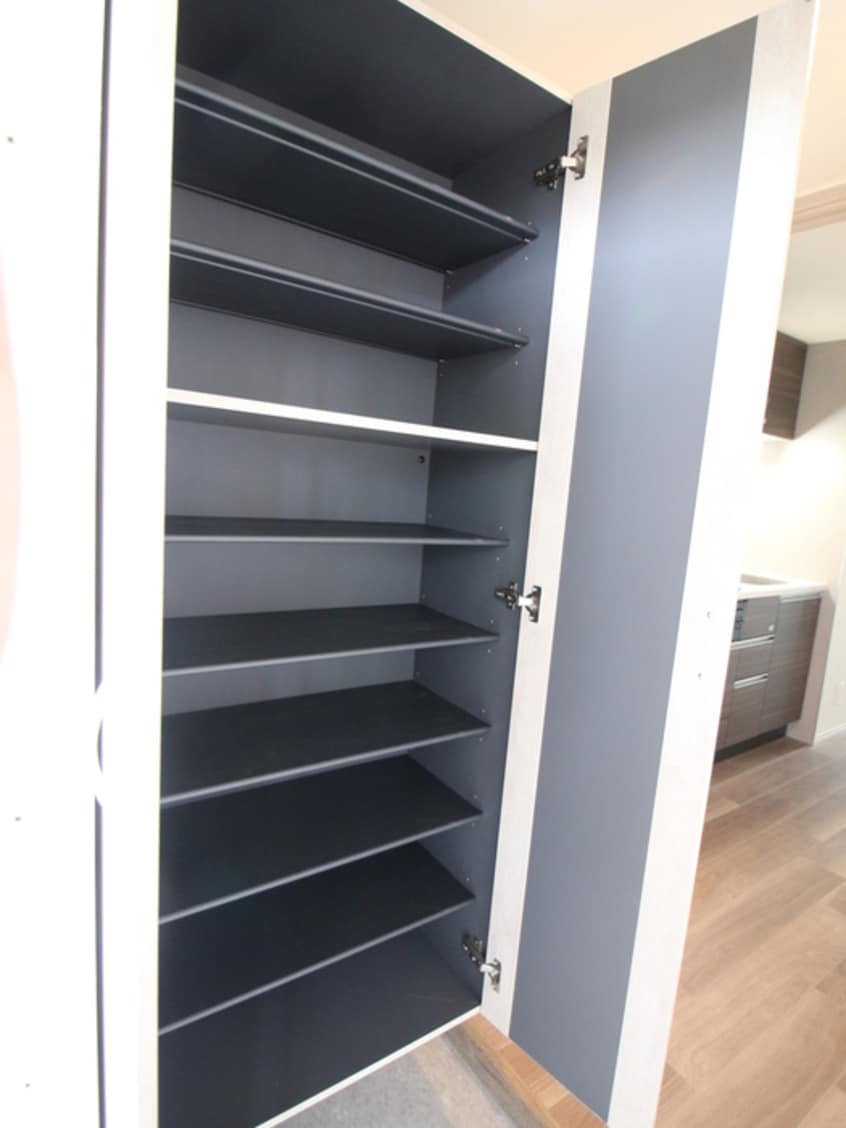 靴箱 ＳＵＮＬＩＧＨＴ瀬谷