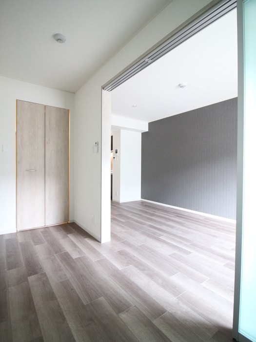 居室 ＳＵＮＬＩＧＨＴ瀬谷