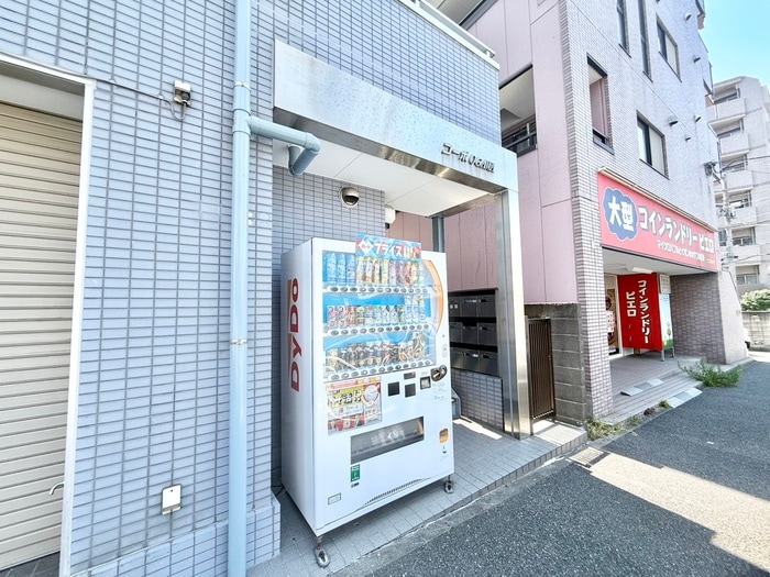 エントランス部分 コ－ポＯＧＡＷＡ（3、4Ｆ）