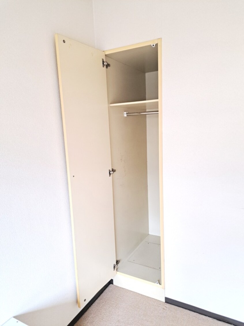 収納 日神パレス磯子（335）