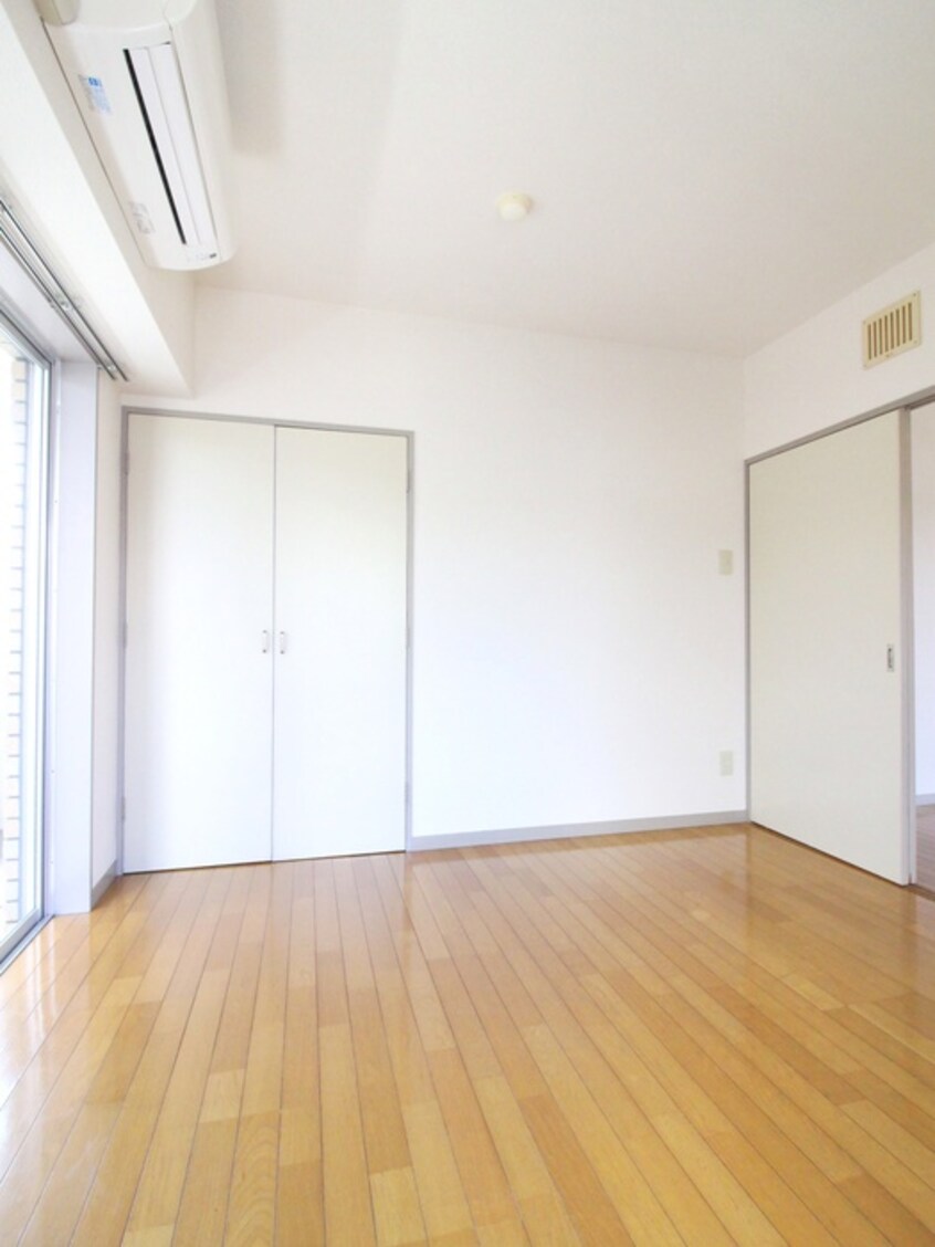 居室 ト－レ・タケダ