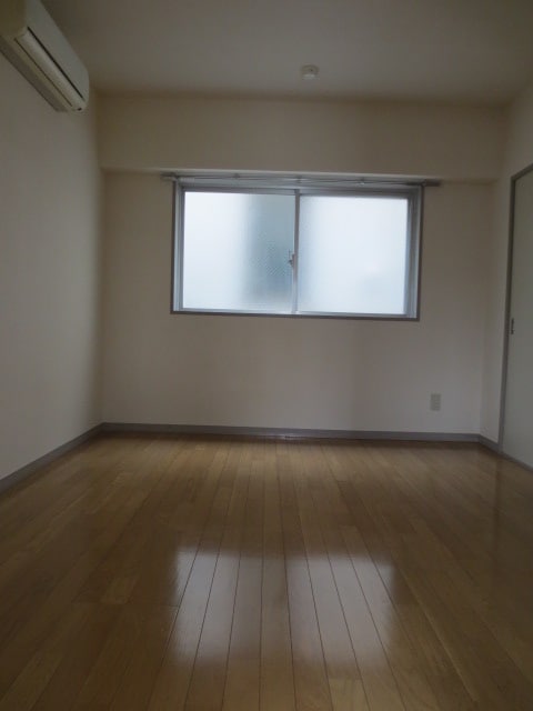 居室 ト－レ・タケダ