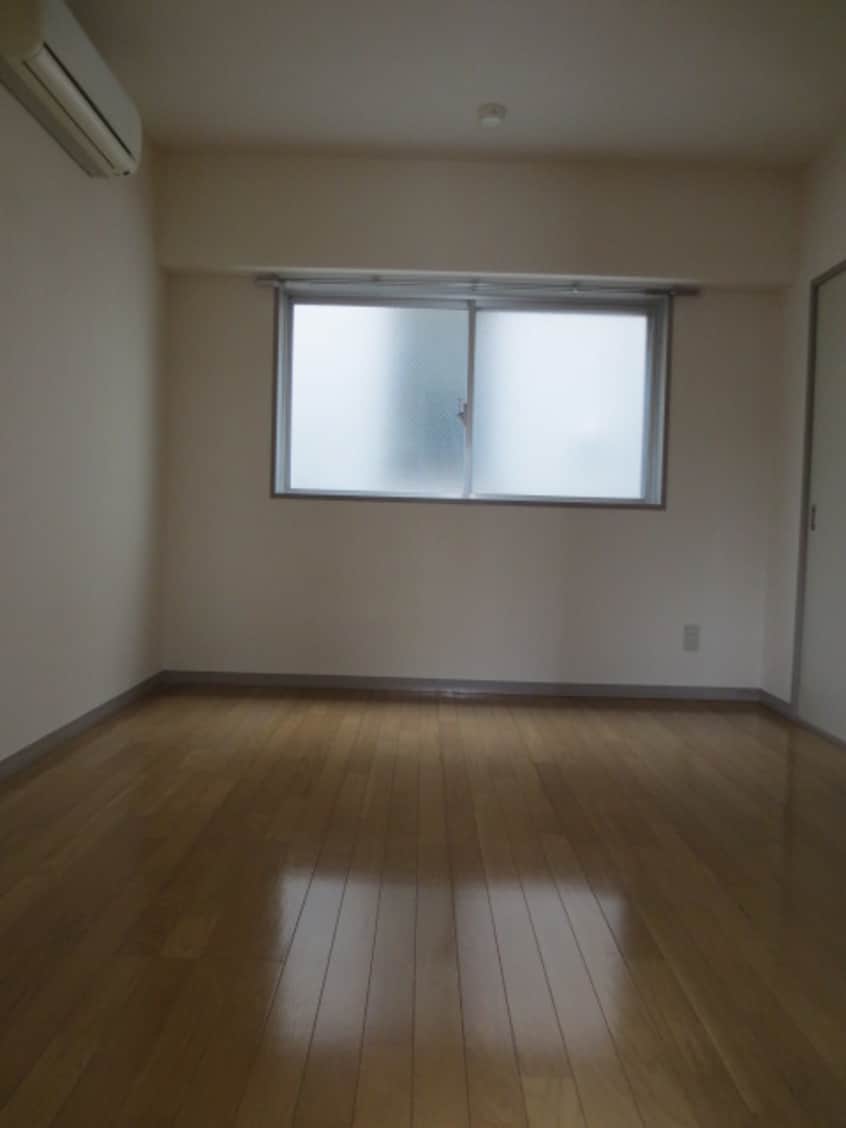 居室 ト－レ・タケダ