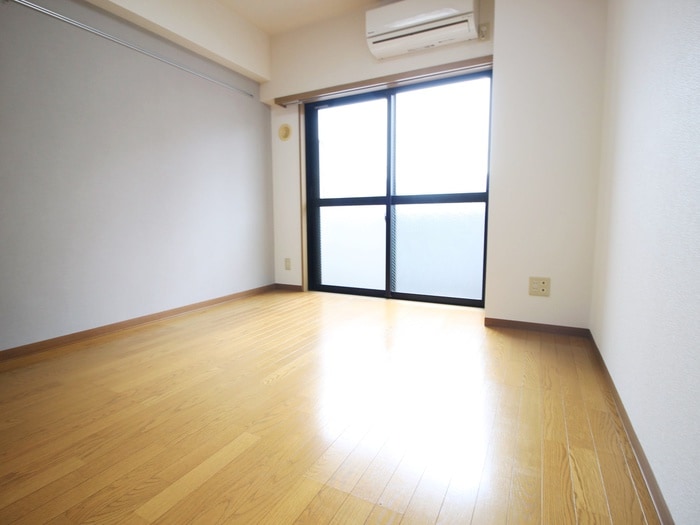 居室 スカイコート目白（７０５）