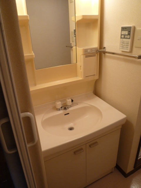 洗面 ステージ　ＹＯＵ