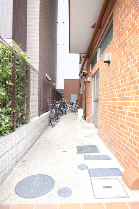駐輪場 ﾗｲｵﾝｽﾞﾏﾝｼｮﾝ飯田橋(502)