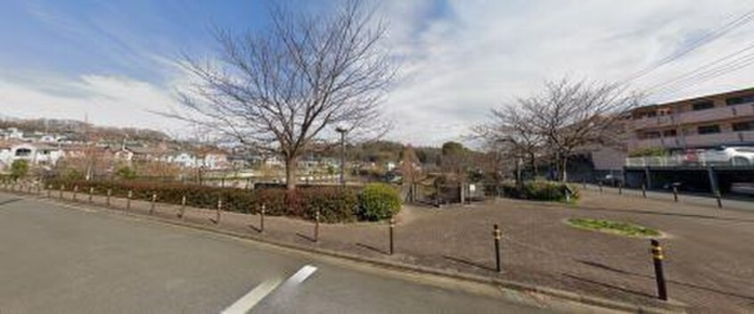 公園(公園)まで820m レイク･トップ