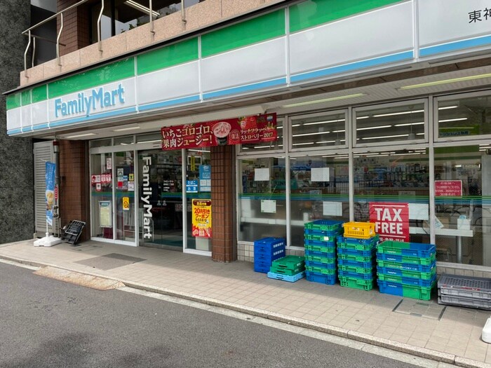 ファミリーマート東神田2丁目(コンビニ)まで50m La　Douceur東神田