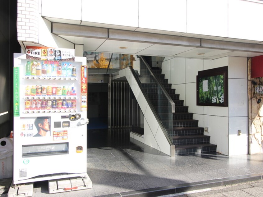 エントランス部分 ル・グラン元町（８０２）