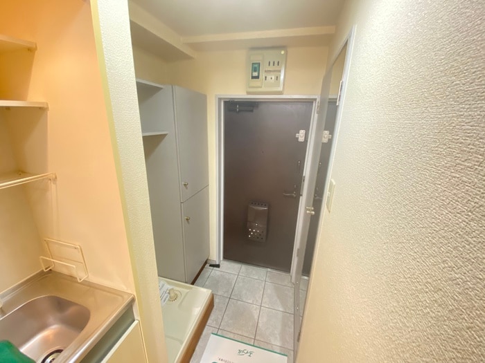 玄関 ル・グラン元町（８０２）