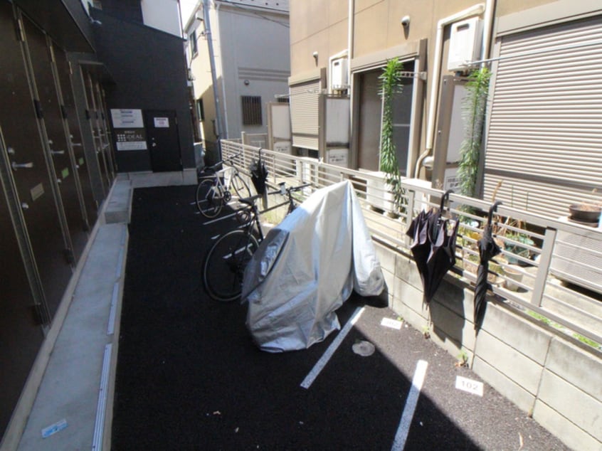 駐輪場 リブ・テイル