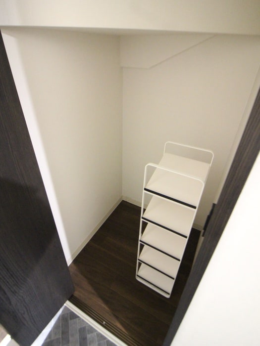 靴箱 リブ・テイル