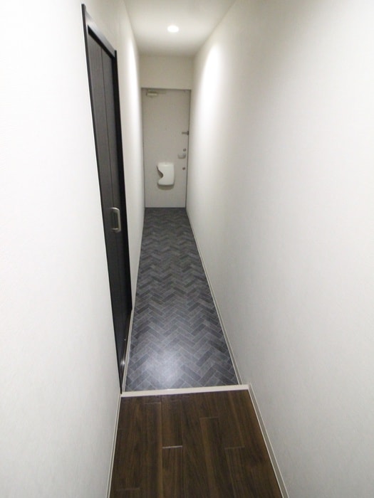 廊下 リブ・テイル