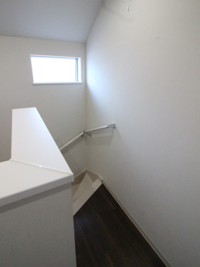 内観写真 リブ・テイル