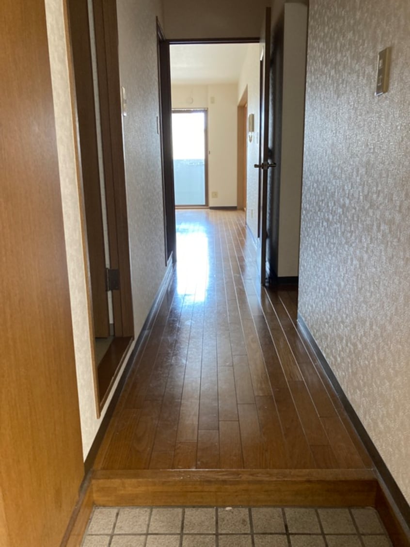玄関 メイプルスクエア