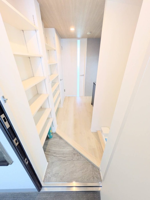 玄関 レジディア市ヶ谷