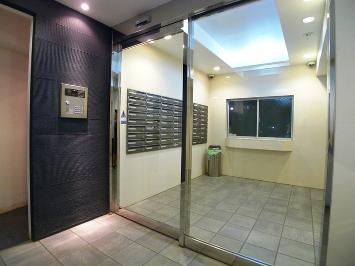 エントランス部分 リエス千葉新宿