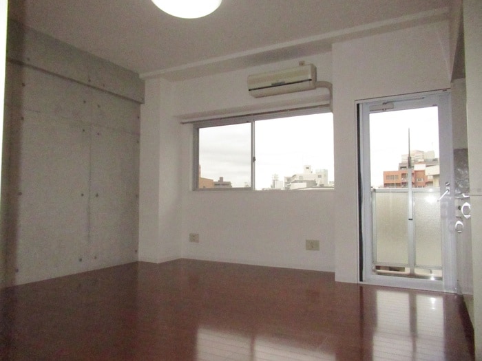 居室 リエス千葉新宿