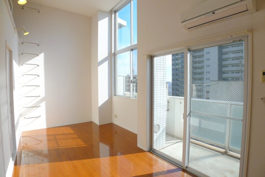 居室 リエス千葉新宿