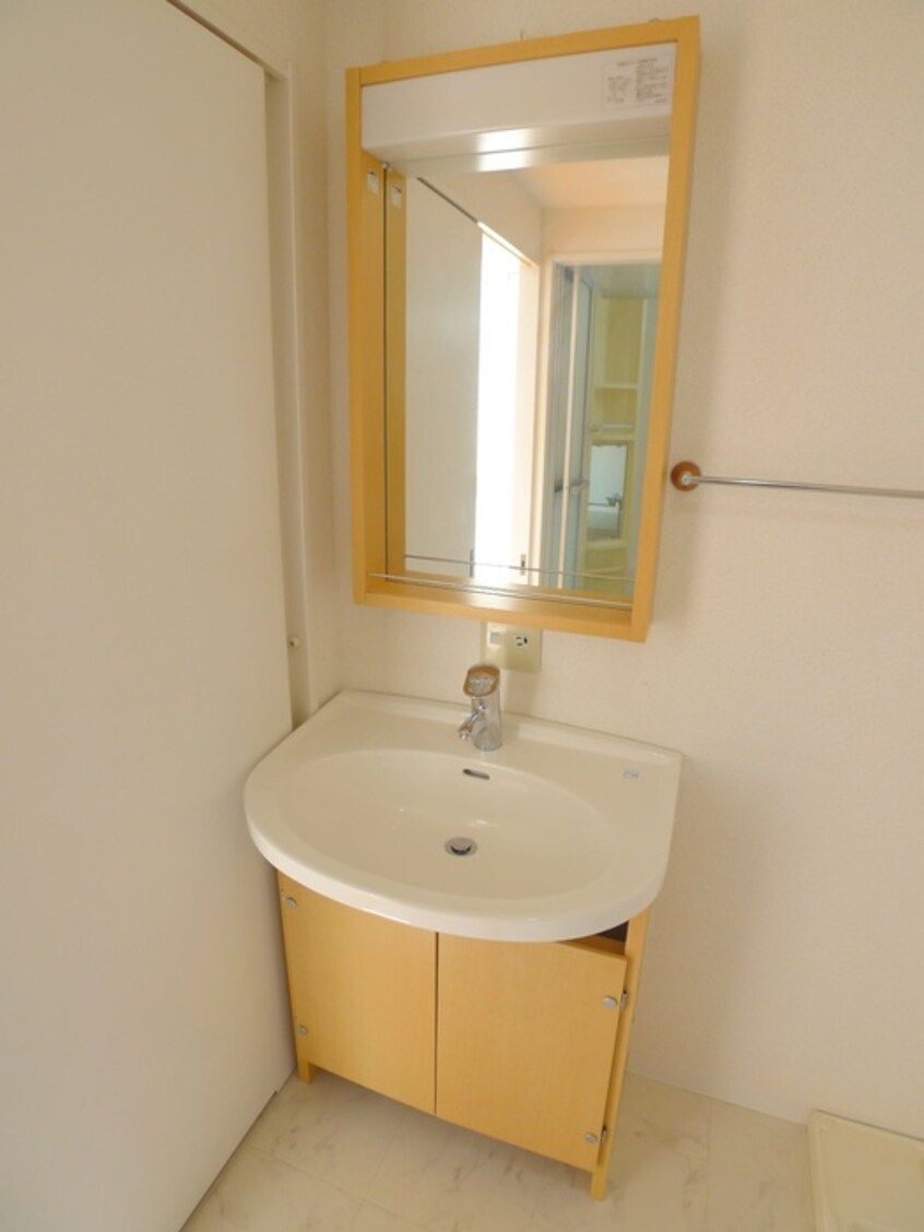 洗面 リエス千葉新宿