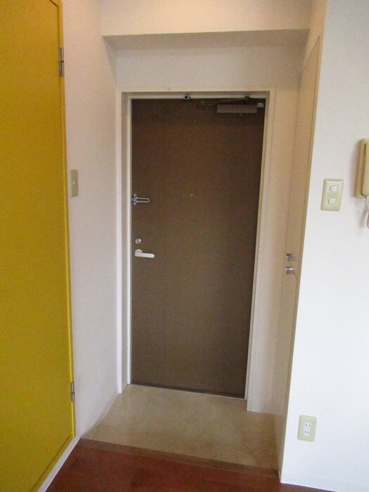 玄関 リエス千葉新宿