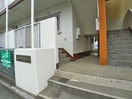 エントランス部分 スカイフラワ－マンション