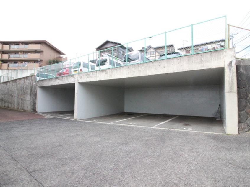 駐車場 山王塚レジデンス