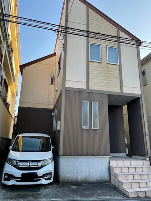 子安町３丁目貸家