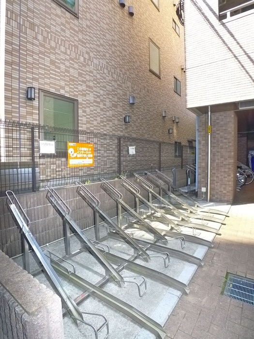 駐輪場 カーサ松戸