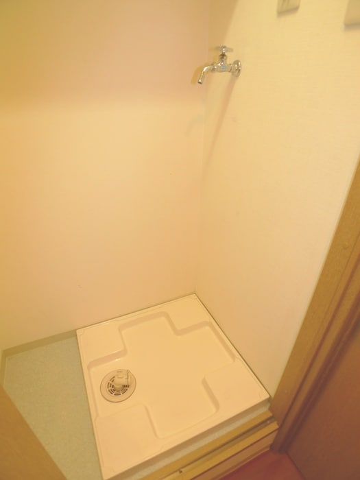 洗濯機置場 アクアタウンＥＡＳＴ１