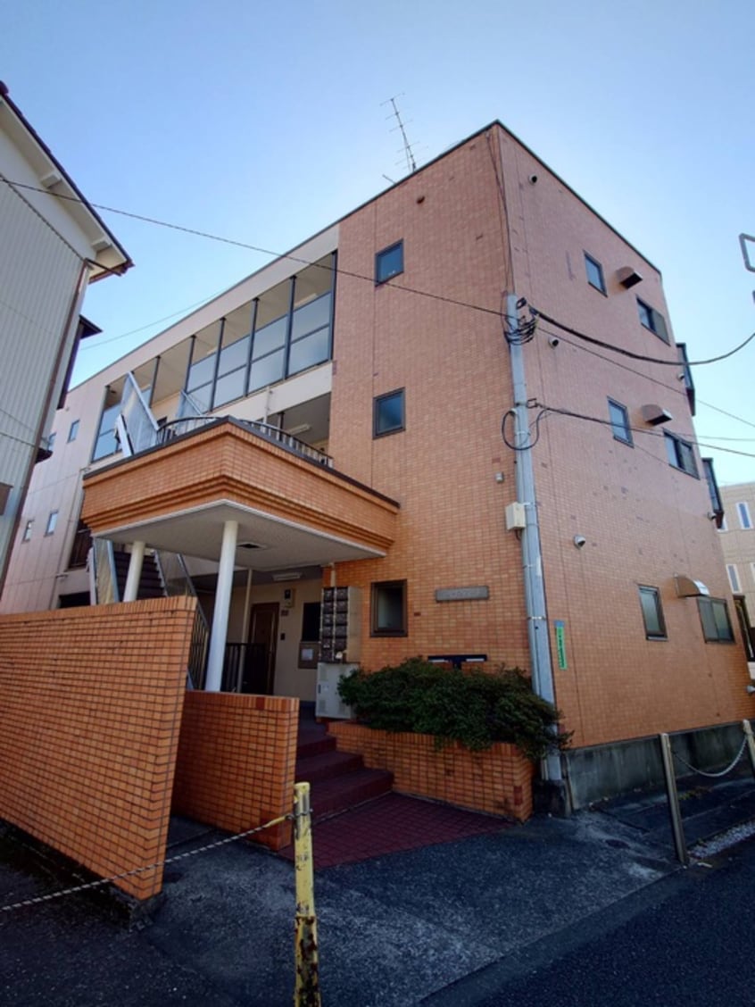 エントランス部分 クレ―ルハイツ