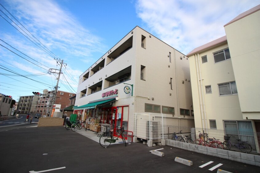 まいばすけっと 宮崎台馬絹店(スーパー)まで200m シルク宮崎台(108)