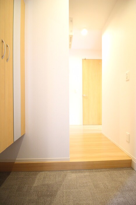 玄関 プレミ－ル・イダ