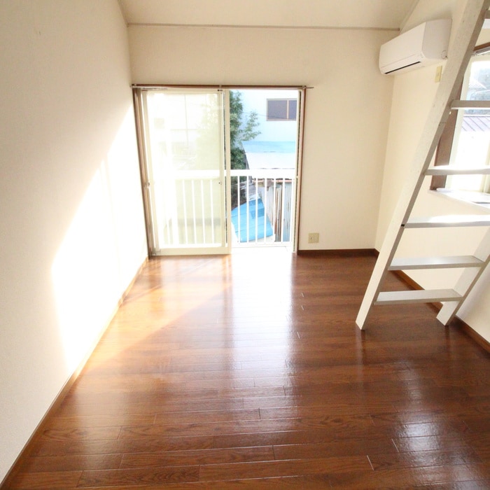 居室 ラフォ－レ錦